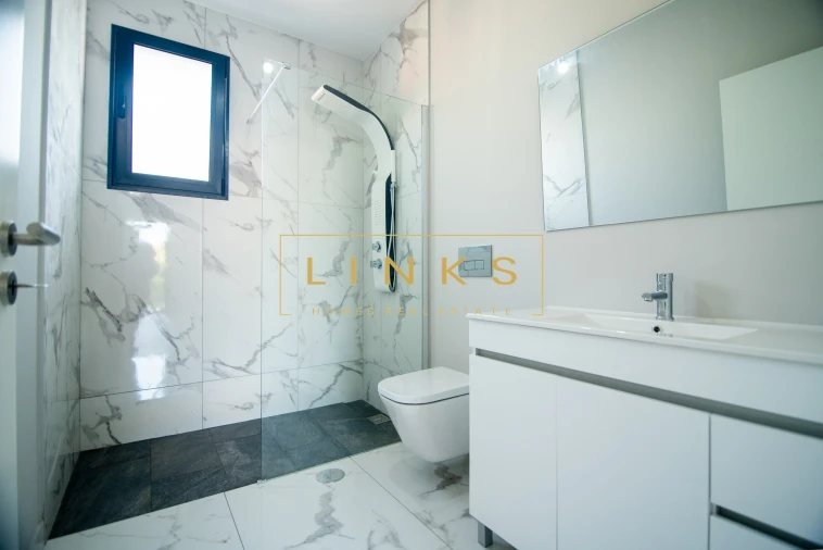 Moradia T3 para Venda em São Roque Foto 27