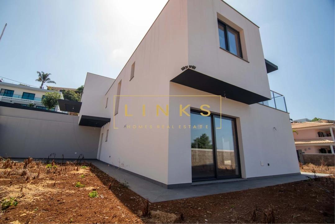 Moradia T3 para Venda em São Roque Foto 29