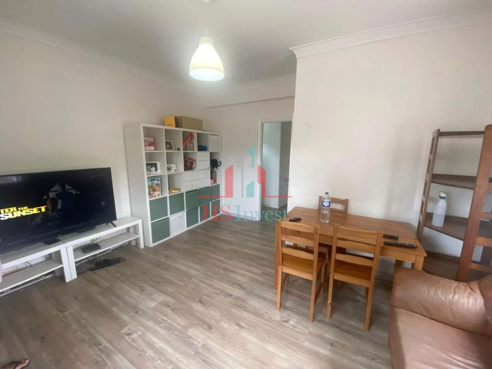 Apartamento T2 para Venda em Benavente Foto 3