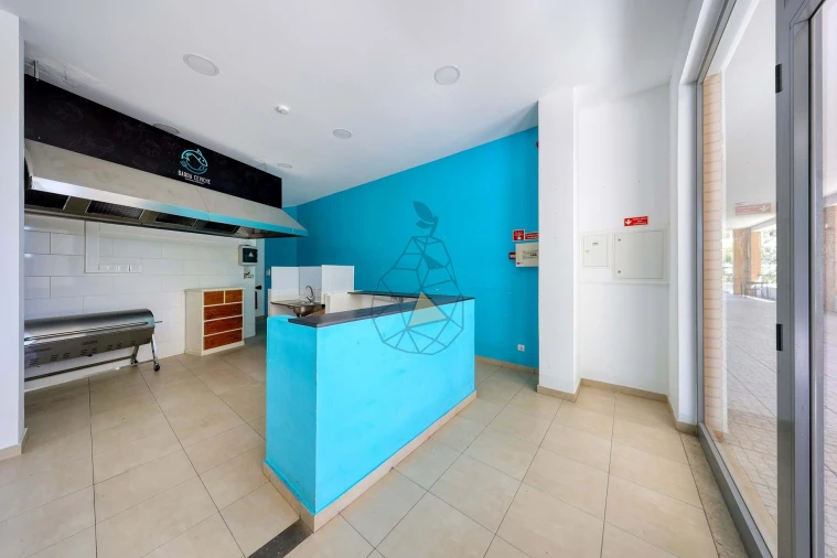 Negócio para Venda em Portimão Foto 1