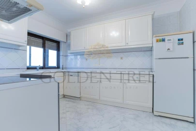 Apartamento T3 para Venda em Quarteira