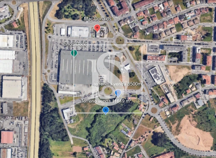 Terreno para Venda em Santa Maria da Feira, Travanca, Sanfins e Espargo