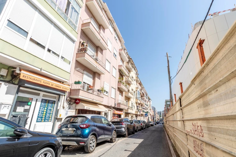 Apartamento T3 para Venda em Moscavide e Portela Foto 35