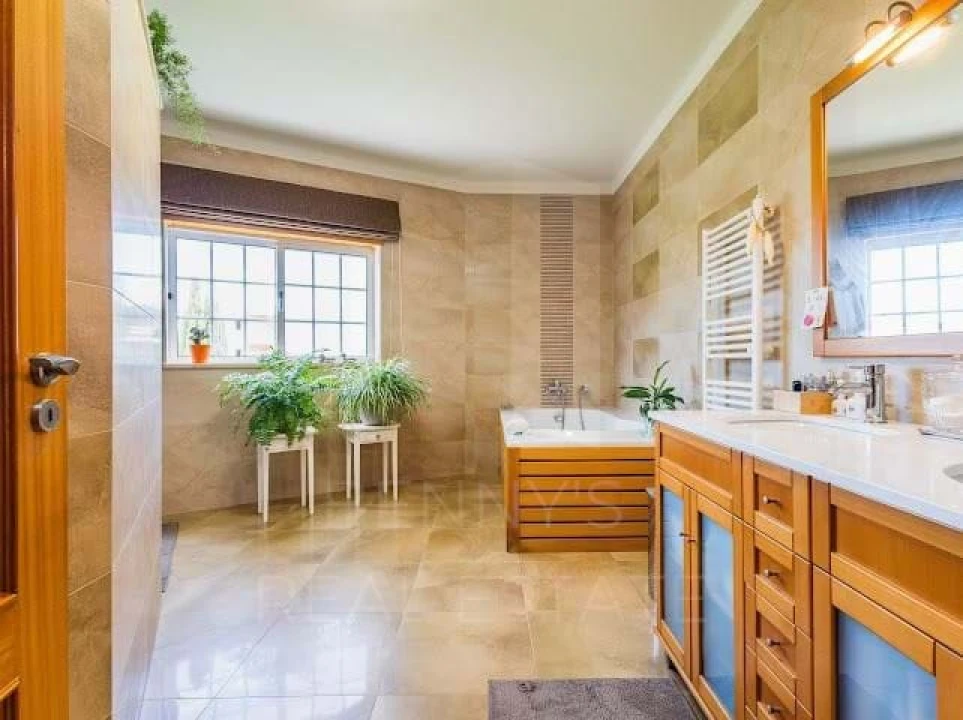 Moradia T4 para Venda em Bidoeira de Cima Foto 25