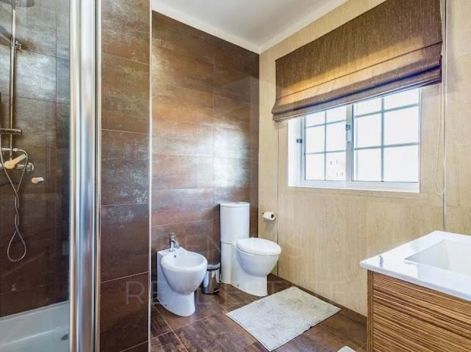 Moradia T4 para Venda em Bidoeira de Cima Foto 30