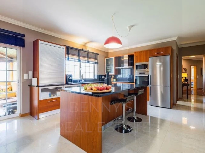 Moradia T4 para Venda em Bidoeira de Cima Foto 19