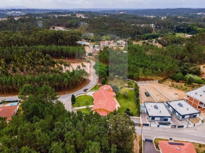 Moradia T4 para Venda em Bidoeira de Cima Foto 3