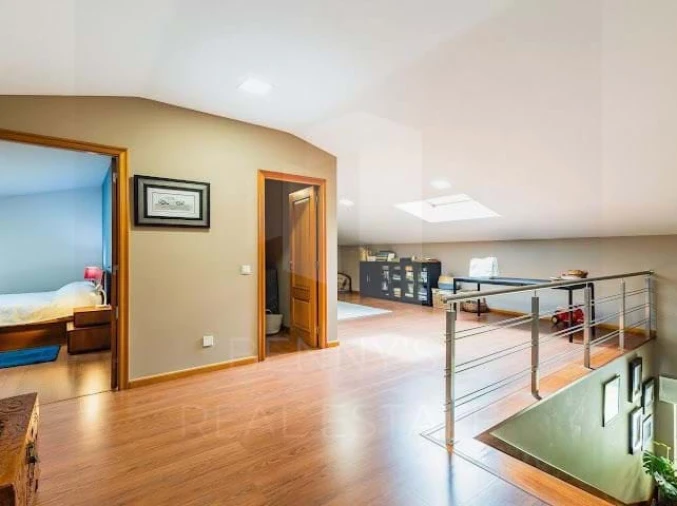 Moradia T4 para Venda em Bidoeira de Cima Foto 38