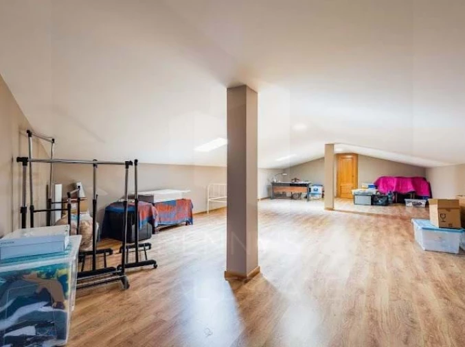 Moradia T4 para Venda em Bidoeira de Cima Foto 42