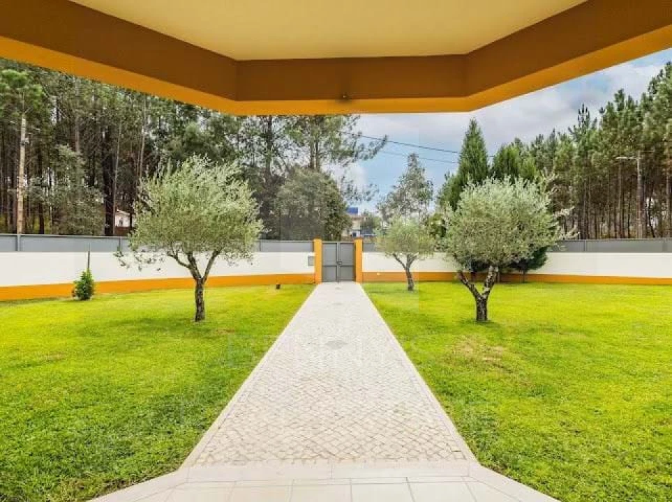 Moradia T4 para Venda em Bidoeira de Cima Foto 53