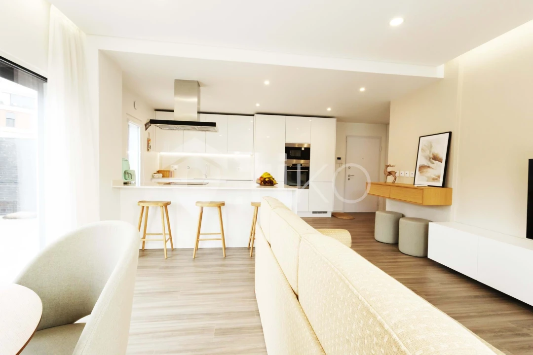 Apartamento T1 para Venda em Amora Foto 9