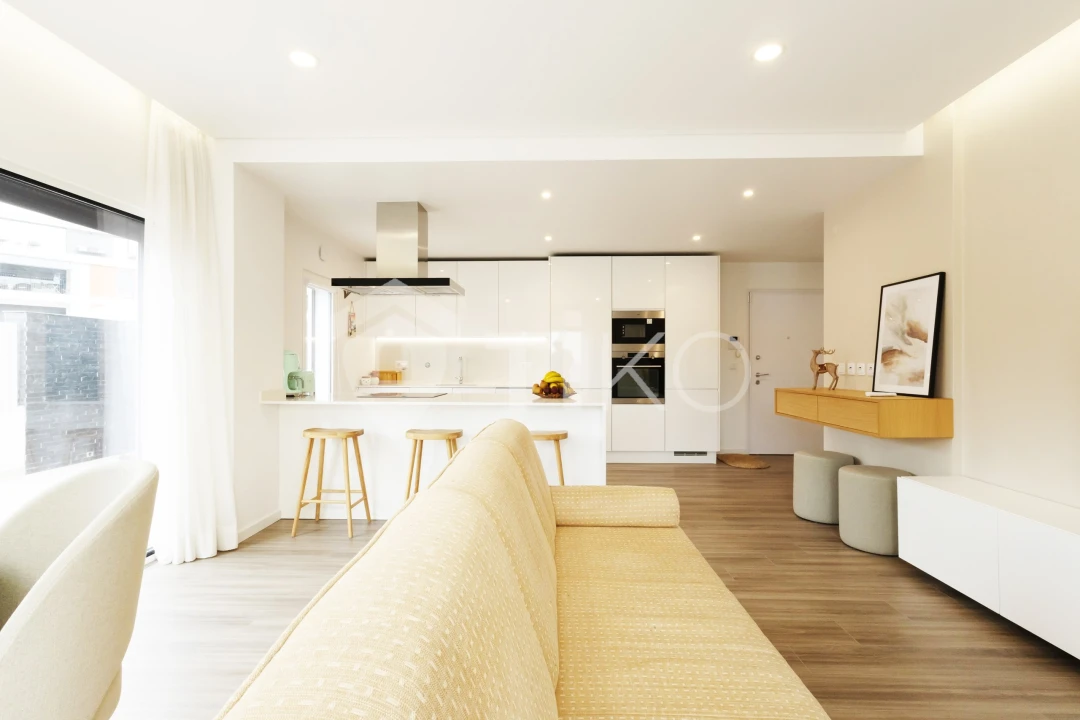 Apartamento T1 para Venda em Amora Foto 8