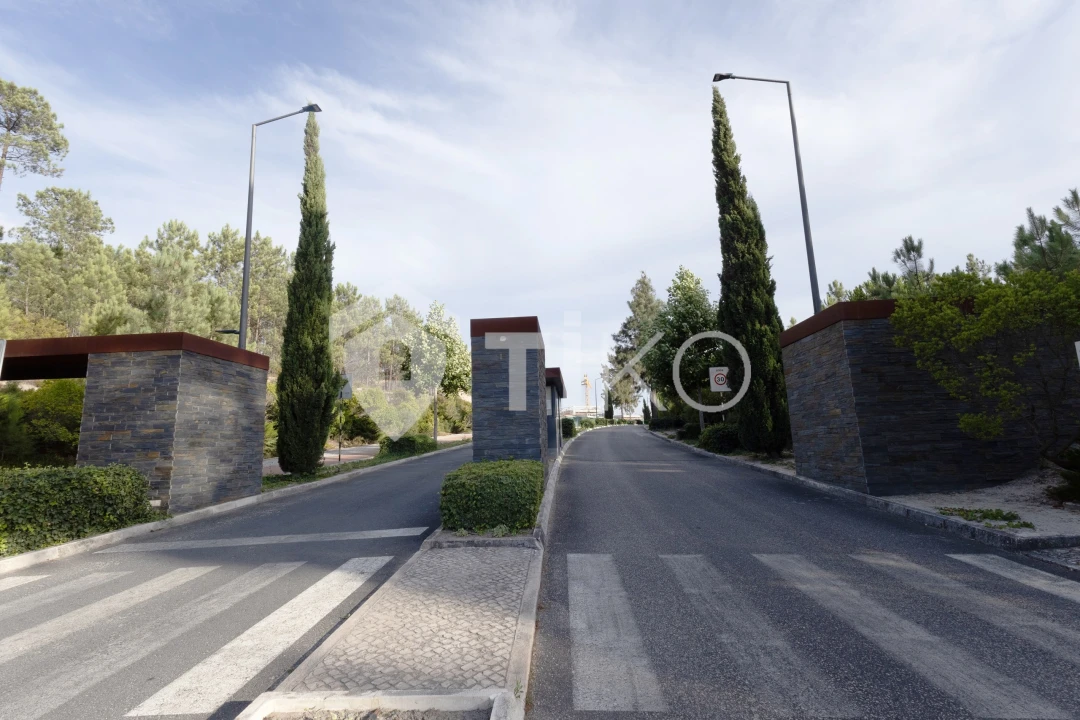 Apartamento T1 para Venda em Amora Foto 30