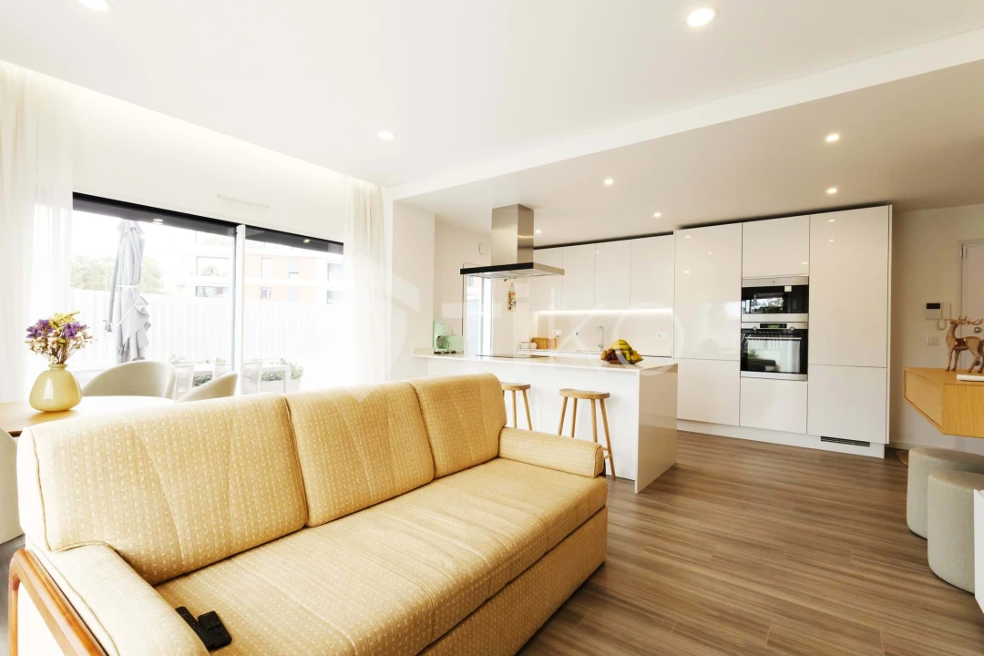 Apartamento T1 para Venda em Amora Foto 5