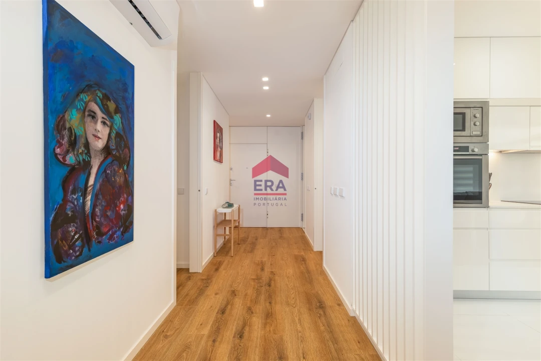 Apartamento T4 para Venda em Olhão Foto 2