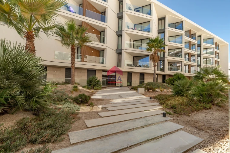 Apartamento T4 para Venda em Olhão Foto 33