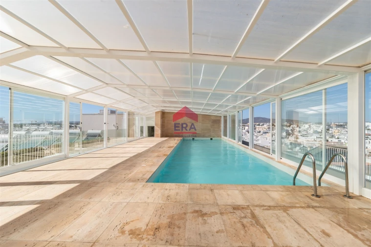 Apartamento T4 para Venda em Olhão Foto 46