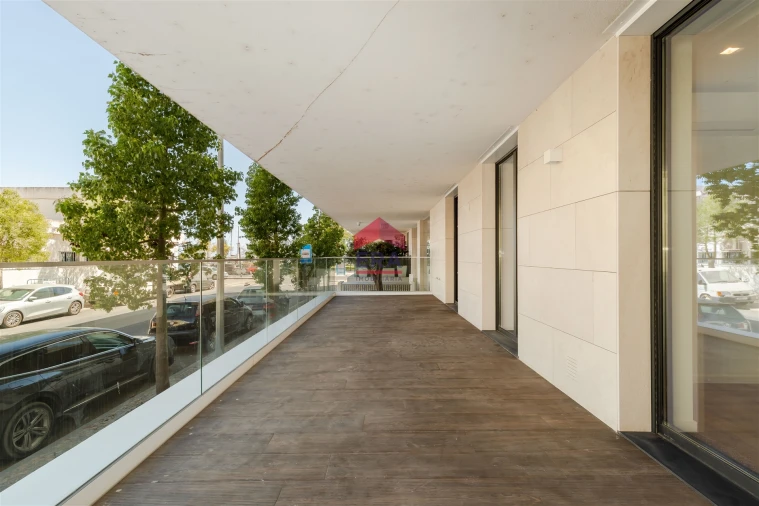 Apartamento T4 para Venda em Olhão Foto 19