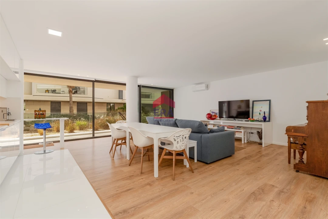 Apartamento T4 para Venda em Olhão Foto 27