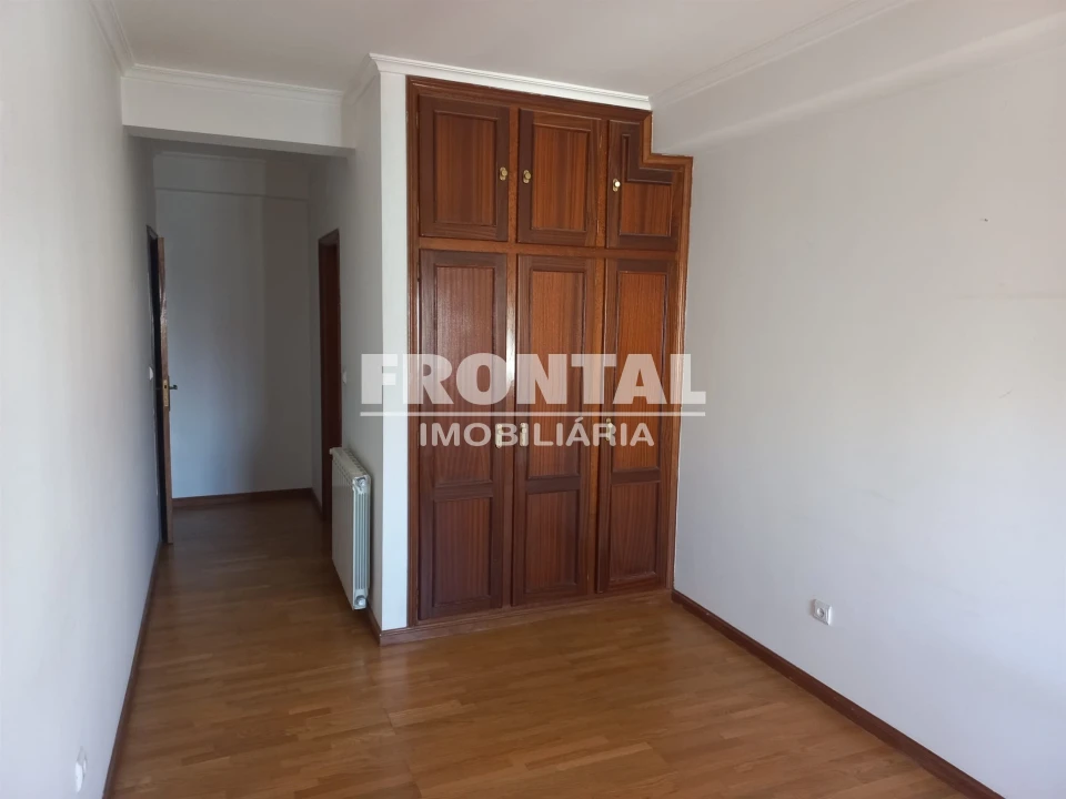Apartamento T4 para Venda em Valpaços e Sanfins Foto 17
