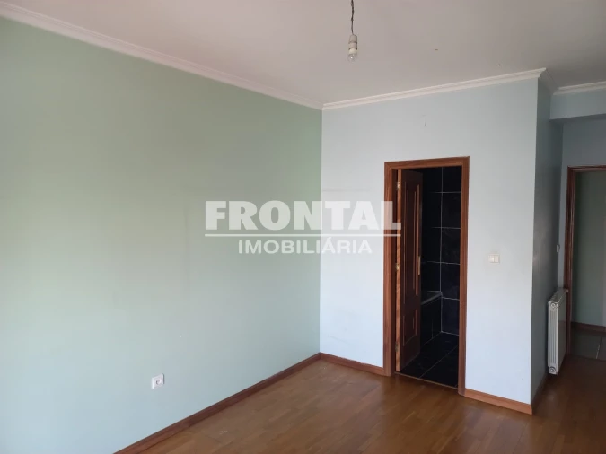 Apartamento T4 para Venda em Valpaços e Sanfins Foto 9