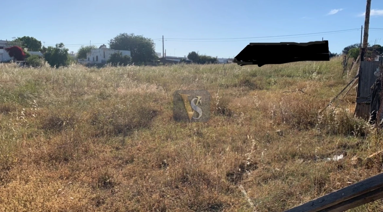 Terreno para Venda em Quelfes Foto 5