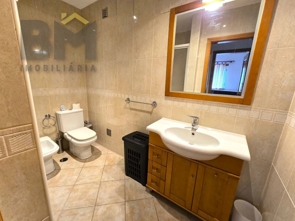Apartamento T1 para Arrendamento em Castelo Branco Foto 7
