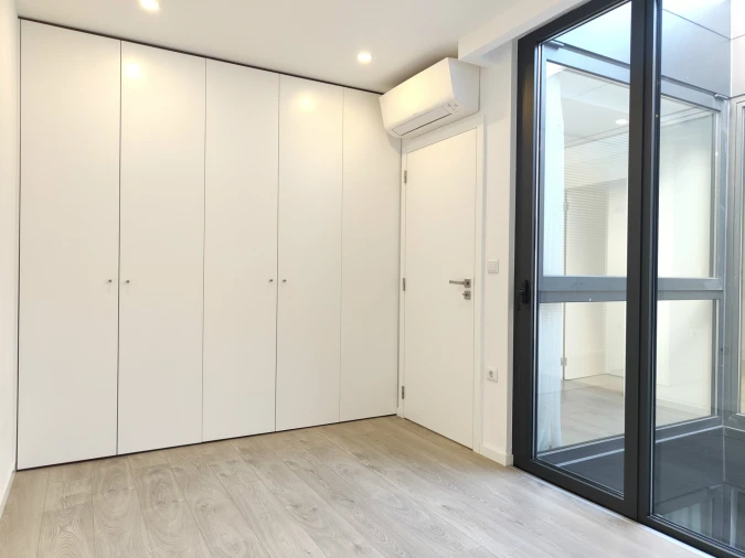 Apartamento T2 para Arrendamento em Glória e Vera Cruz Foto 8