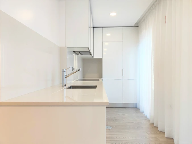 Apartamento T2 para Arrendamento em Glória e Vera Cruz Foto 1