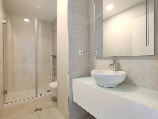 Apartamento T2 para Arrendamento em Glória e Vera Cruz Foto 11