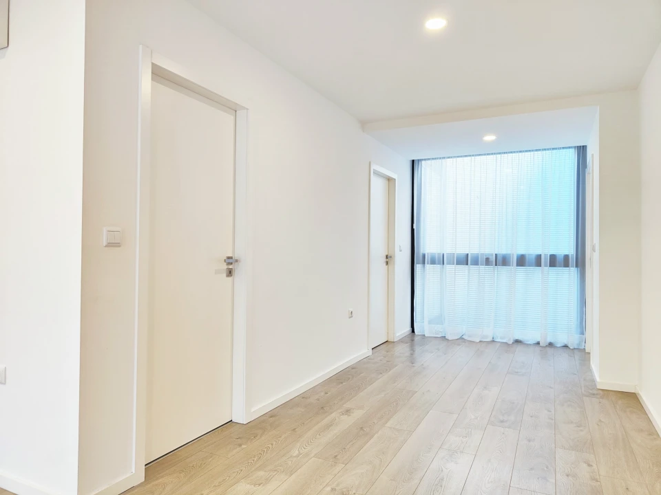 Apartamento T2 para Arrendamento em Glória e Vera Cruz Foto 9