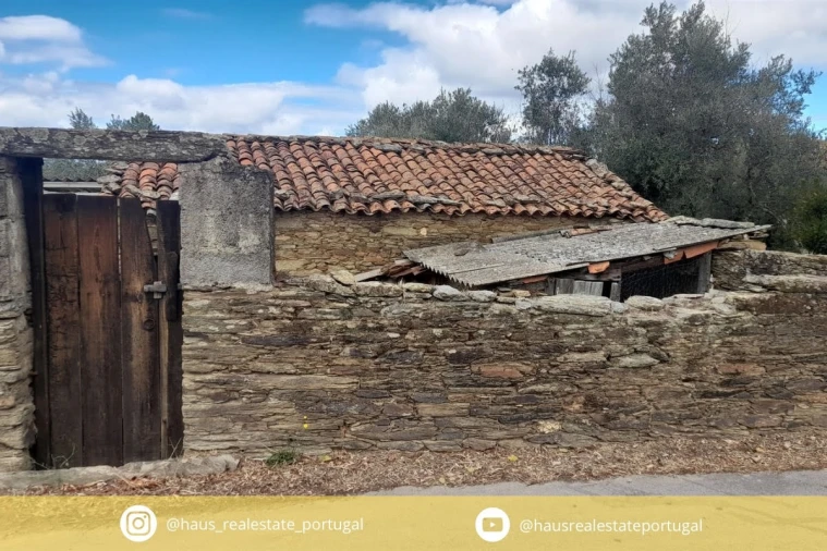 Moradia T0 para Venda em Santo Andre das Tojeiras