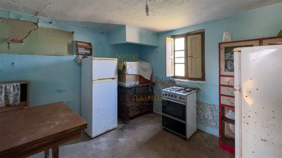 Moradia T2 para Venda em Cela Foto 2