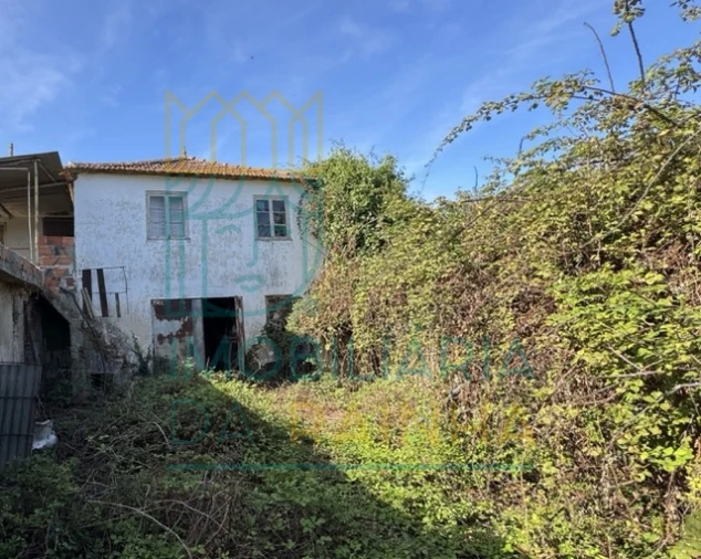 Moradia T2 para Venda em Cela Foto 7