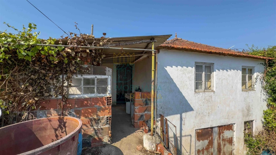 Moradia T2 para Venda em Cela Foto 9