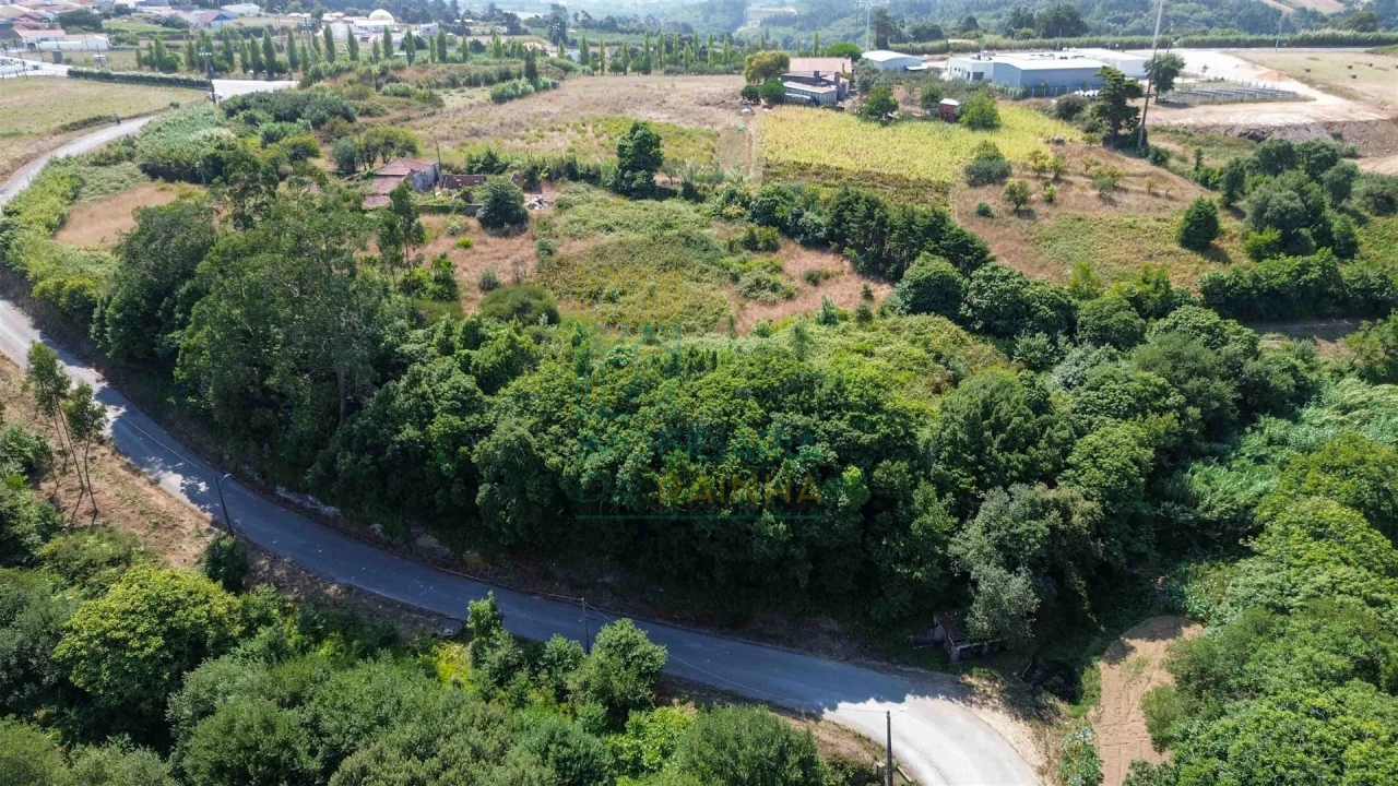 Moradia T2 para Venda em Cela Foto 19