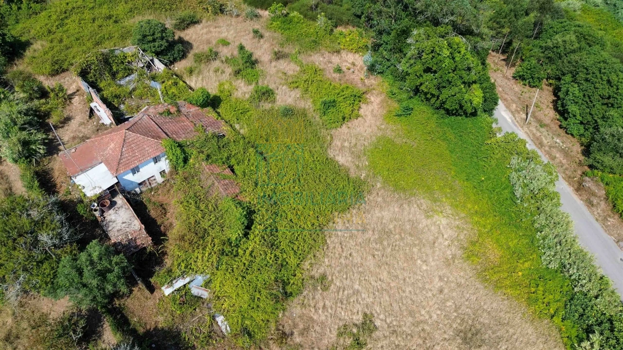 Moradia T2 para Venda em Cela Foto 10