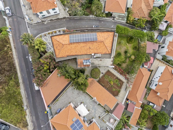 Moradia T0 para Venda em Funchal (Santa Maria Maior) Foto 10
