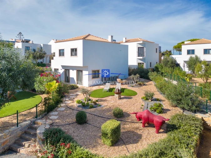 Moradia T3 para Venda em Lagoa e Carvoeiro Foto 1