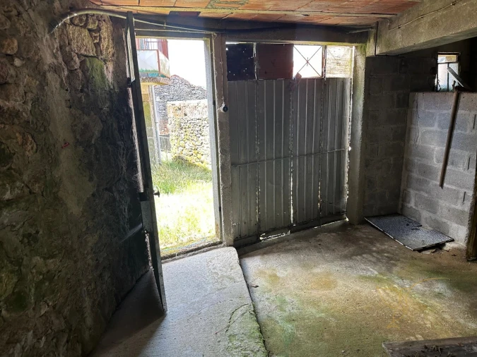 Moradia T2 para Venda em Castro Laboreiro e Lamas de Mouro Foto 7