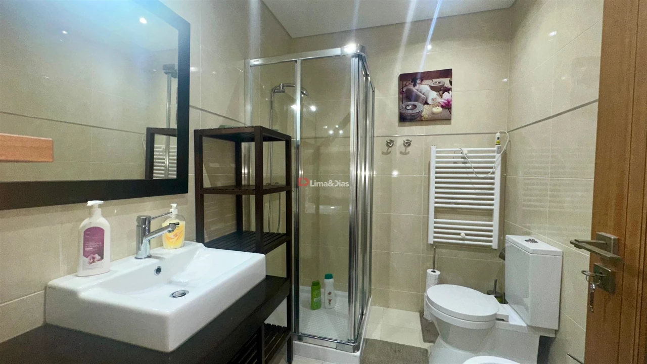 Moradia T4 para Venda em Canedo, Vale e Vila Maior Foto 43