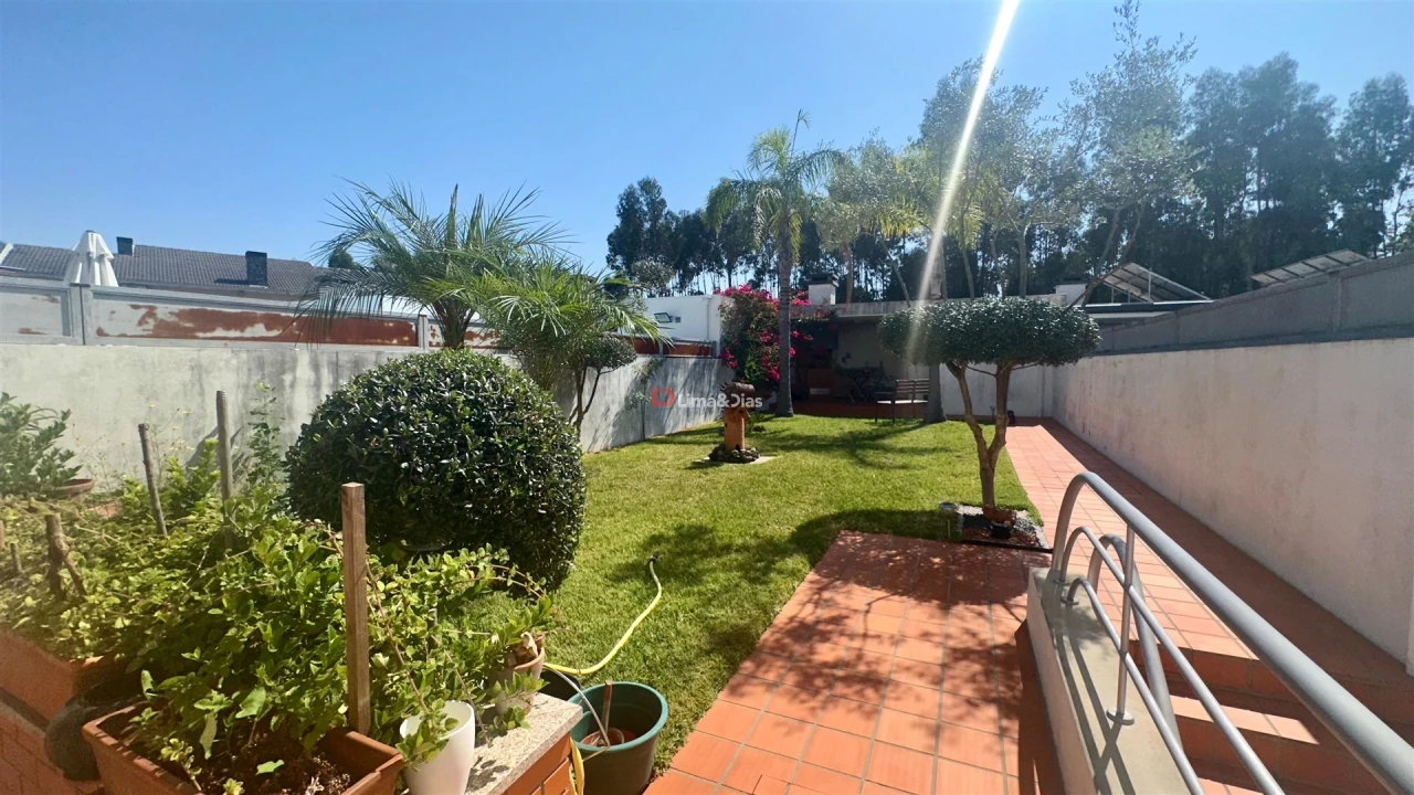 Moradia T4 para Venda em Canedo, Vale e Vila Maior Foto 27