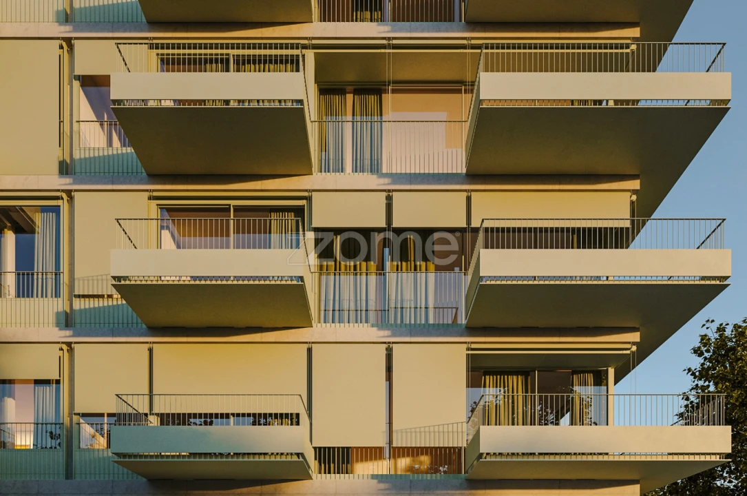 Apartamento T4 para Venda em Lordelo do Ouro e Massarelos Foto 18