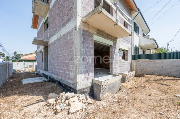 Terreno para Venda em Pedroso e Seixezelo Foto 11