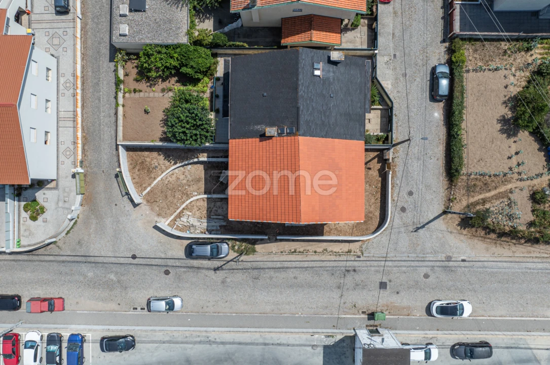 Terreno para Venda em Pedroso e Seixezelo Foto 3