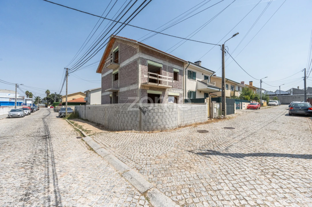 Terreno para Venda em Pedroso e Seixezelo Foto 8