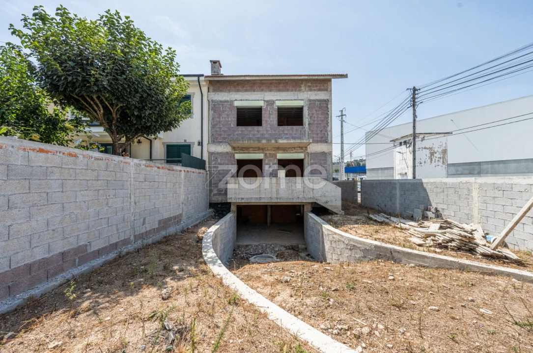 Terreno para Venda em Pedroso e Seixezelo Foto 9