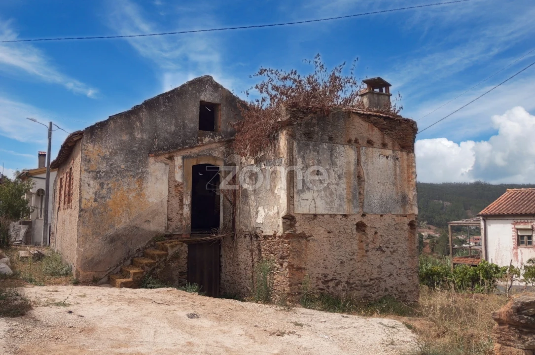 Moradia T5 para Venda em Miranda do Corvo Foto 7