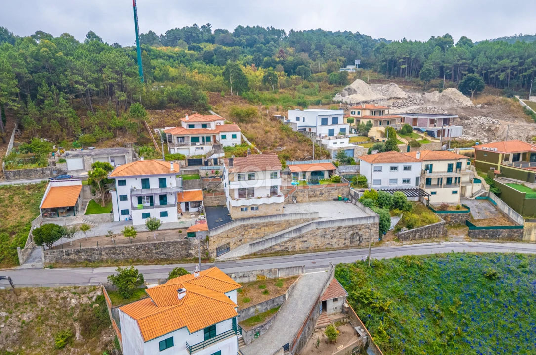 Moradia T3 para Venda em Ancora Foto 52