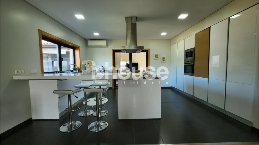 Moradia T4 para Venda em Valpaços e Sanfins Foto 11